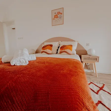 La Maison Des Pierres Blondes Orban