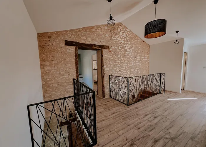 Prázdninový dům La Maison Des Pierres Blondes *